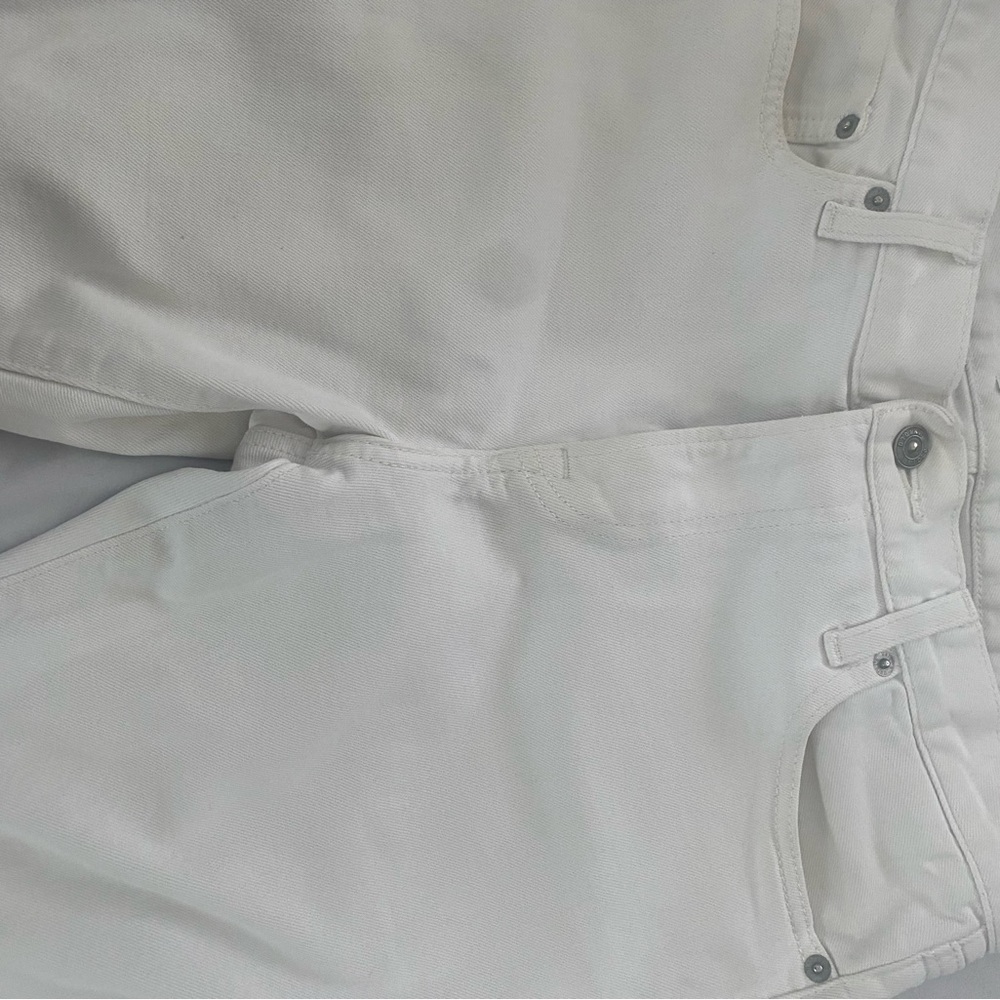 Uniqlo Women's White Jeans